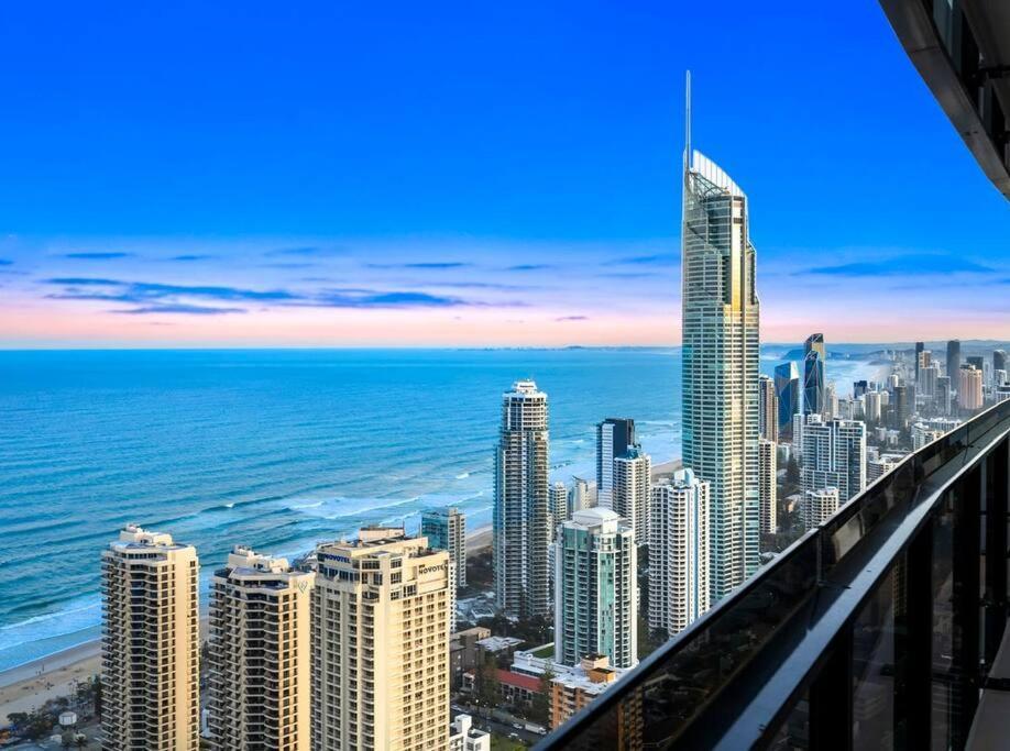 Exclusive Circle On Cavil Sub-Penthouse Luxury Apt - Hosted By Coastal Letting Gold Coast Exterior foto
