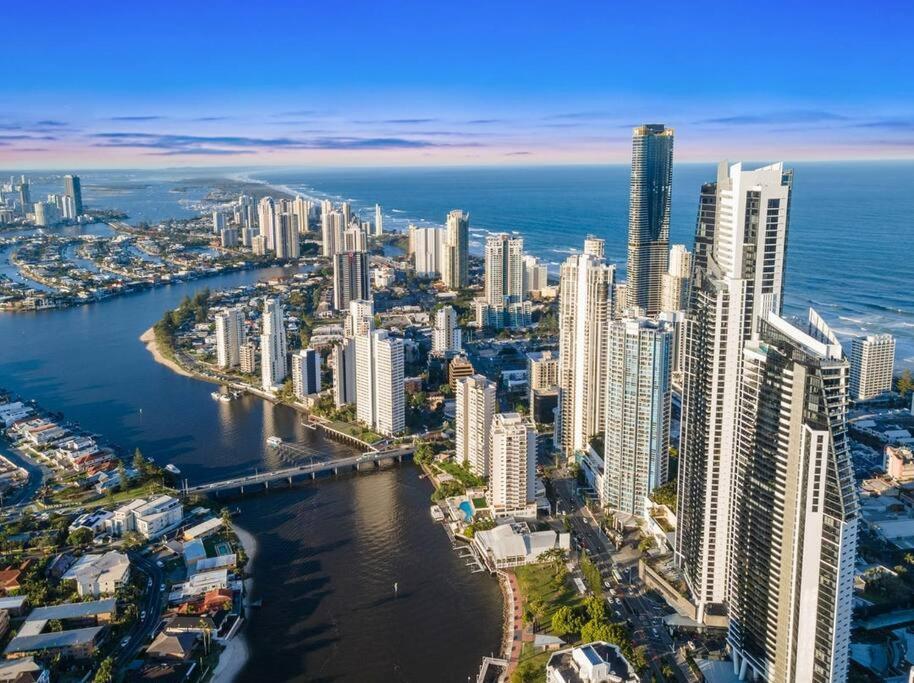 Exclusive Circle On Cavil Sub-Penthouse Luxury Apt - Hosted By Coastal Letting Gold Coast Exterior foto